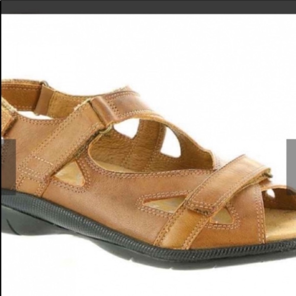 Bare foot Freedom by Drew Strappy sandals